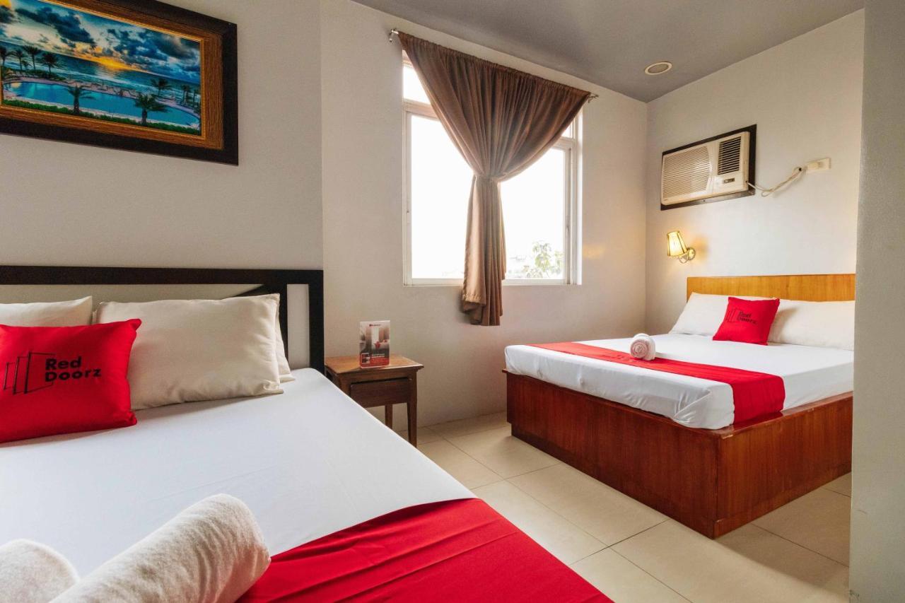 Reddoorz Plus @ Tayuman Manila Exteriér fotografie