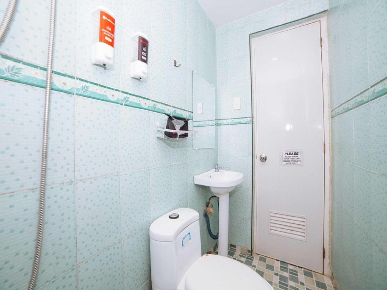 Reddoorz Plus @ Tayuman Manila Exteriér fotografie
